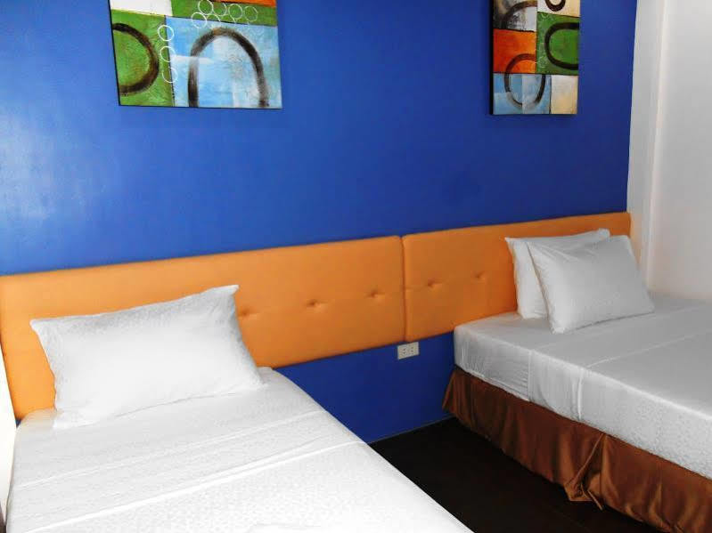 Abrhys Ridge Inn Корон Экстерьер фото